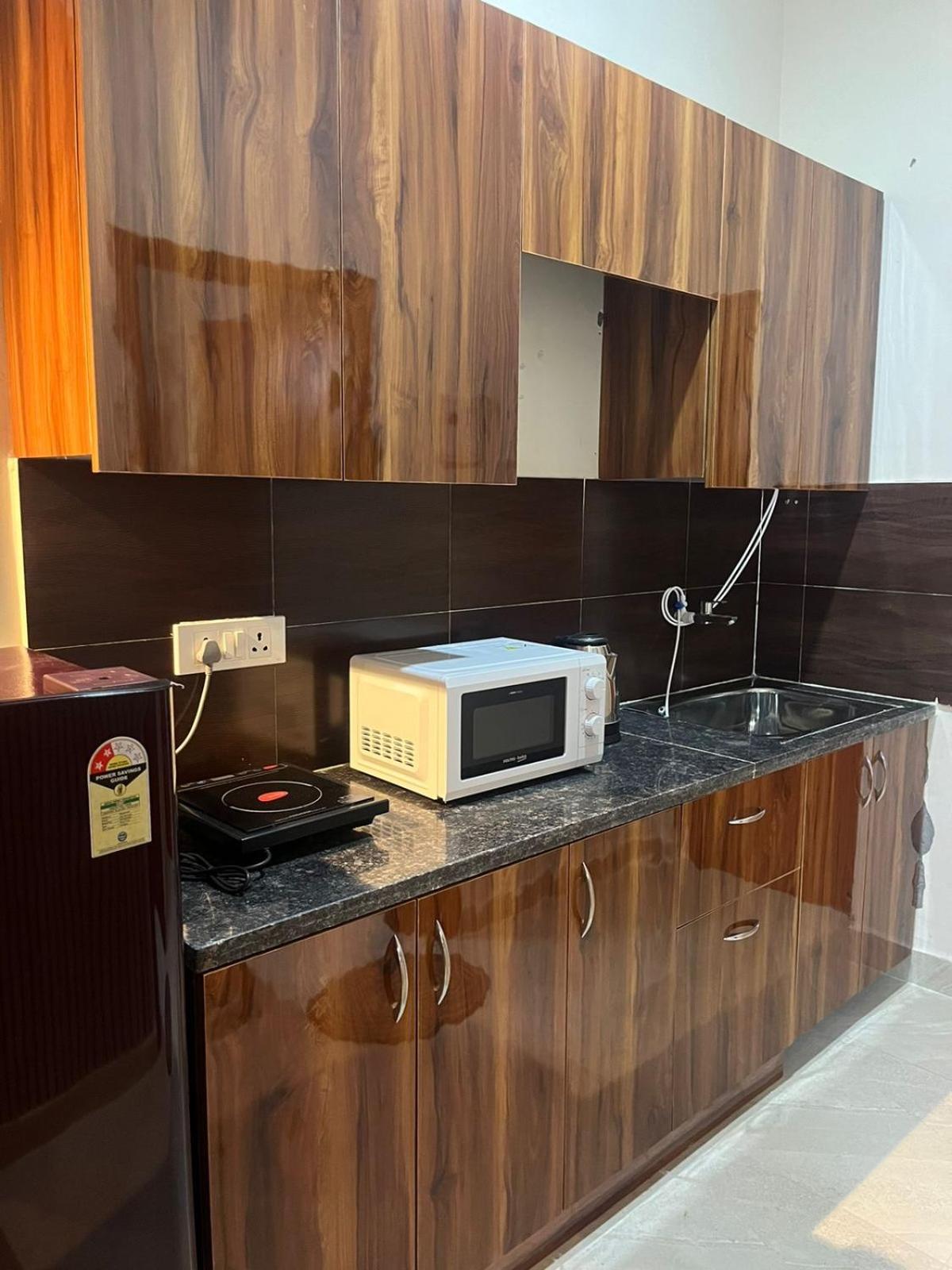 Studio Apartment In Greater Noida Esterno foto